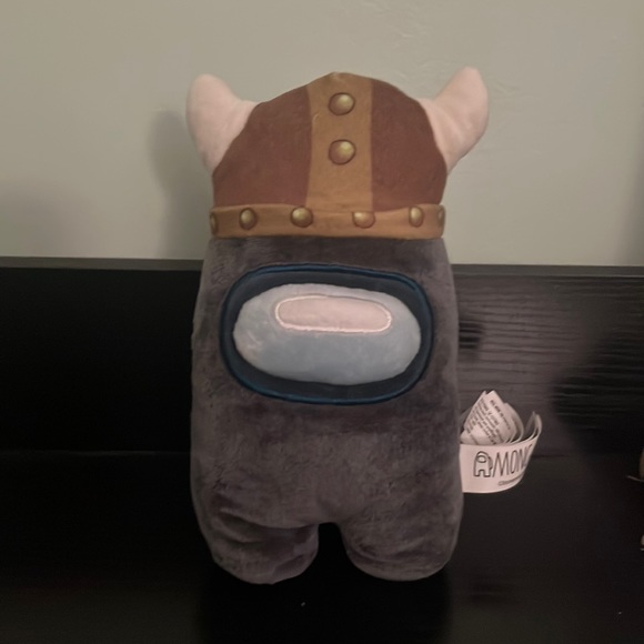 Among Us Viking Plush - Picture 1 of 4